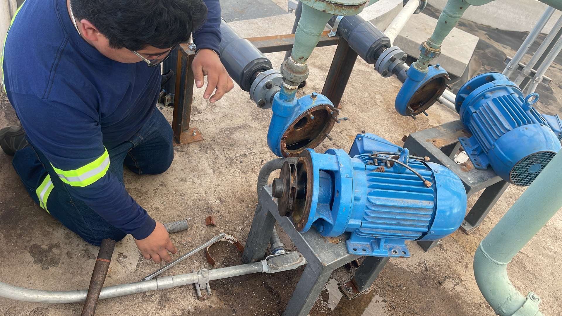 Mantenimiento de bomba hidráulica